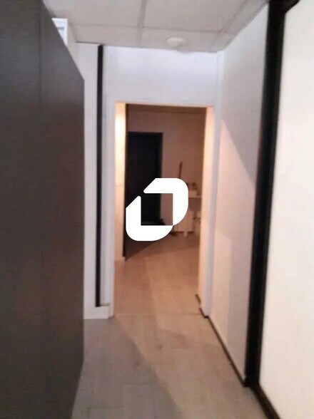 Bureau dans Lormont à vendre - Photo intérieure - Image 2 de 13