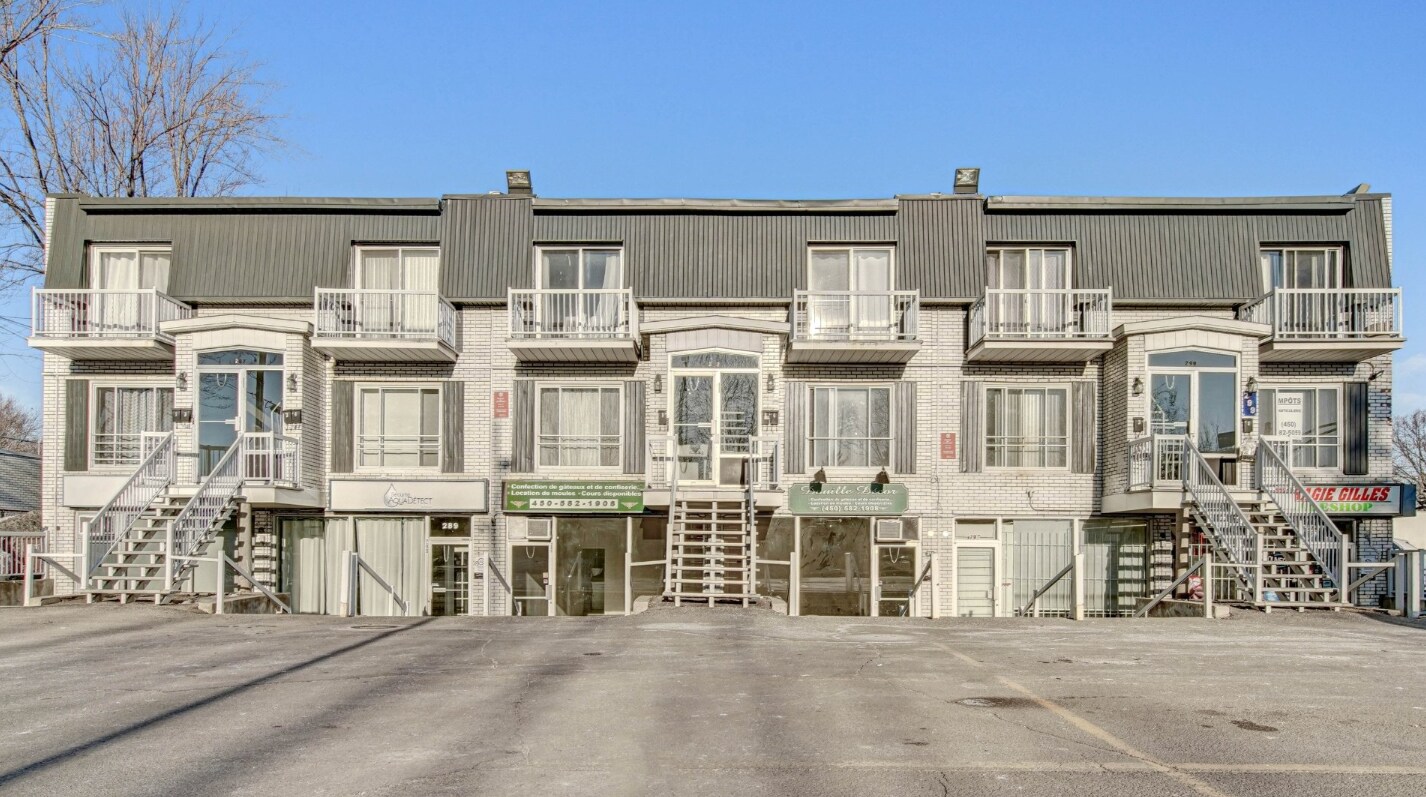 291-295 Boul Iberville, Repentigny, QC à vendre Photo principale- Image 1 de 1