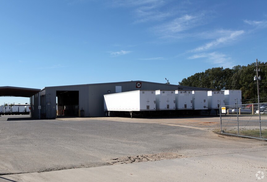 4727 Pleasant Run, Memphis, TN à louer - Photo du bâtiment - Image 2 de 12