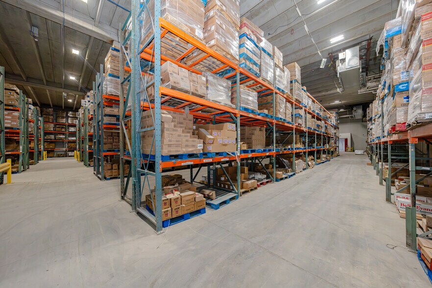 18770 NE 6th Ave, Miami, FL à louer - Photo intérieure - Image 3 de 12