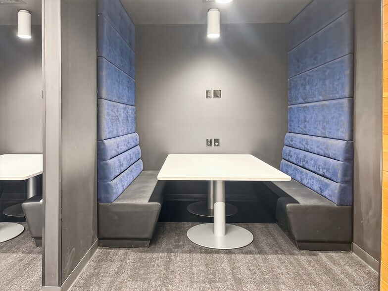 232 3rd St N, La Crosse, WI à louer - Photo intérieure - Image 2 de 24