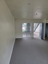 400 W Coast Hwy, Newport Beach, CA for lease Interior Photo- Image 2 of 7