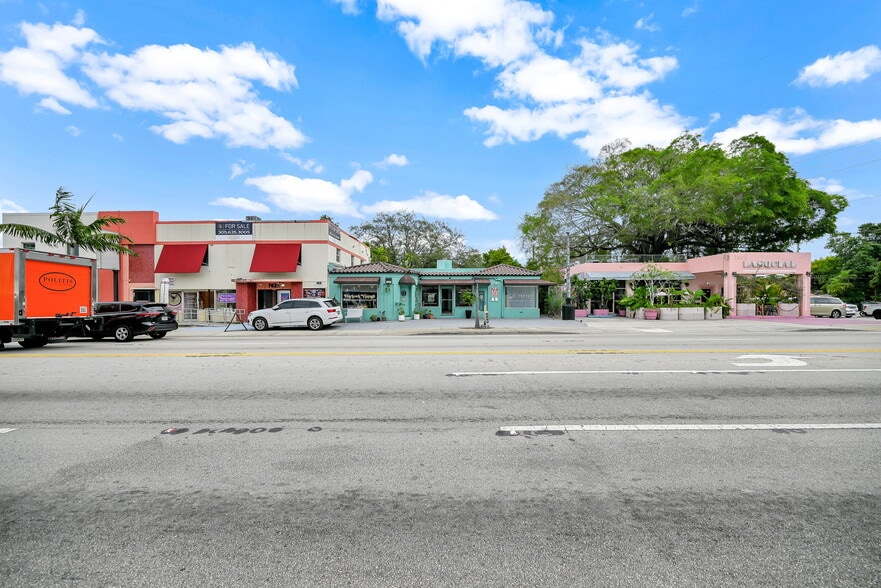 7613-7617 Biscayne Blvd, Miami, FL for sale - Primary Photo - Image 2 of 8