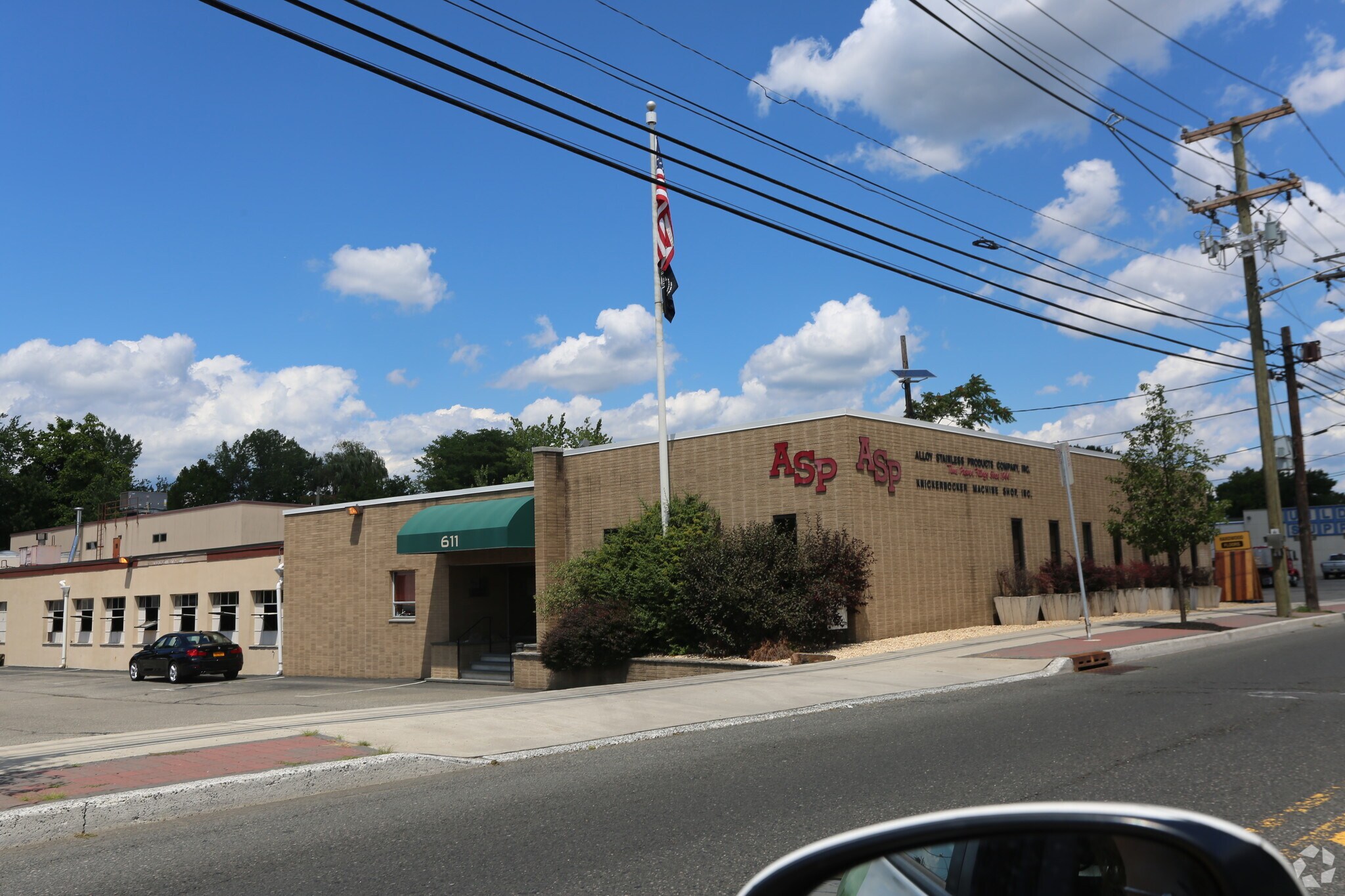 611 Union Blvd, Totowa, NJ à louer Photo principale- Image 1 de 3