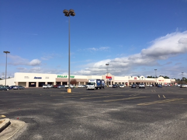 3415-3541 Denny Ave, Pascagoula, MS for lease Primary Photo- Image 1 of 5