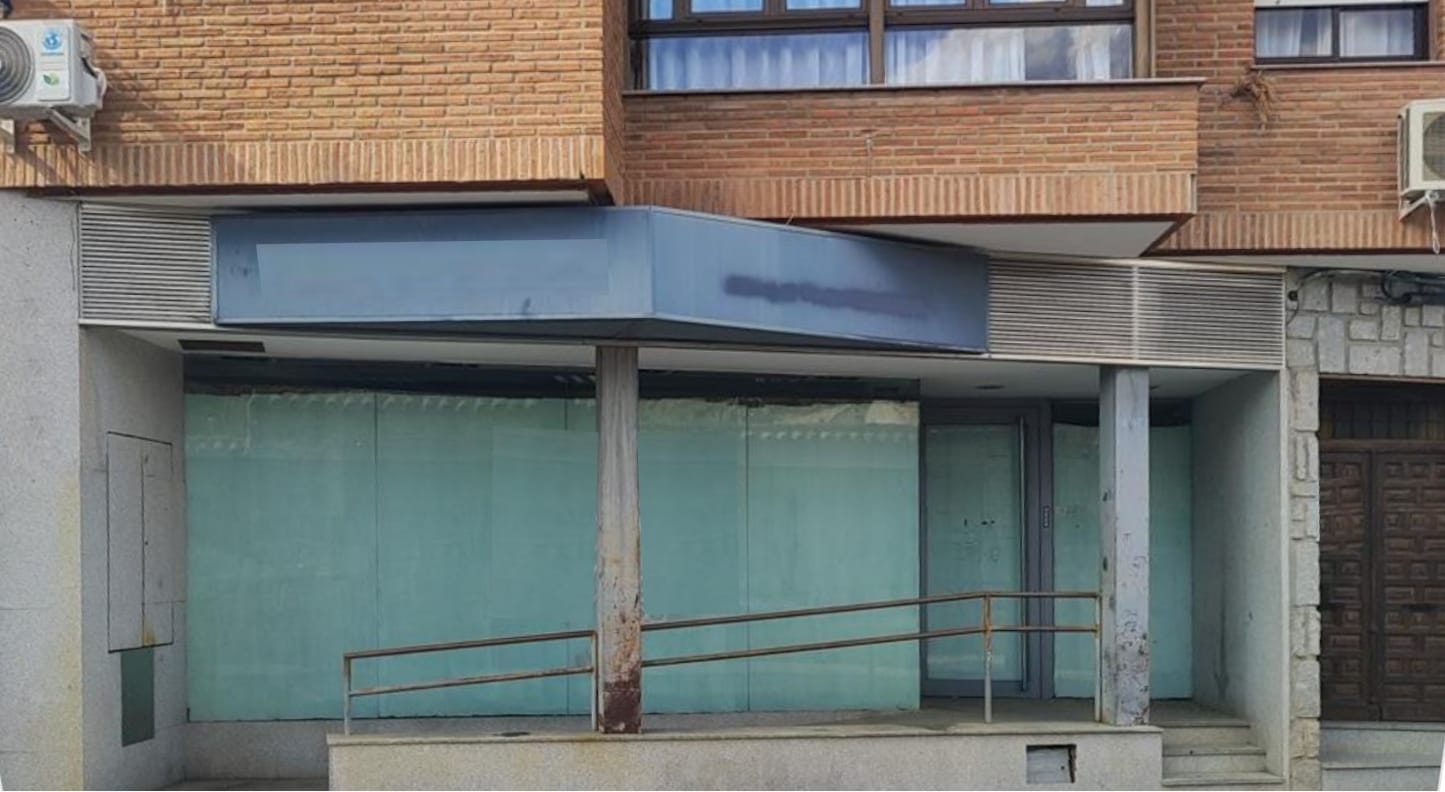 Retail in Las Ventas con Peña Aguilera, Toledo for lease Interior Photo- Image 1 of 1