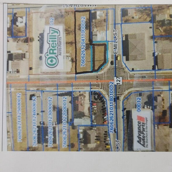 500 N Wayne St, Angola, IN à vendre - Photo du bâtiment - Image 2 de 2