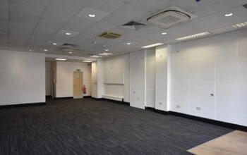 Midgate, Peterborough for lease Interior Photo- Image 1 of 5