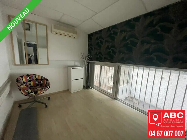 Flex in Mauguio for lease - Interior Photo - Image 2 of 4