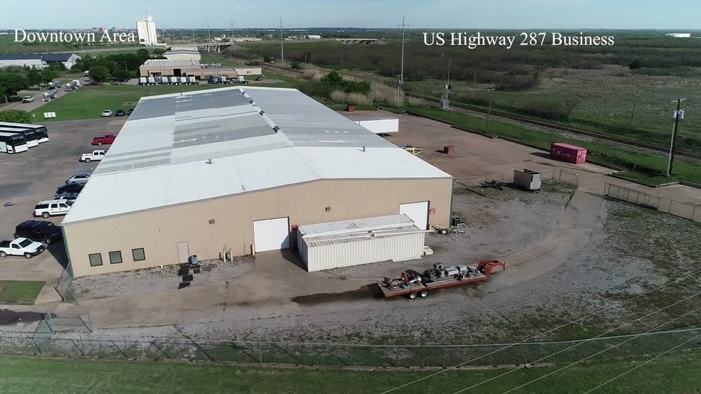 2730 Commerce St, Wichita Falls, TX à louer - Vidéo sur l’inscription commerciale - Image 2 de 14