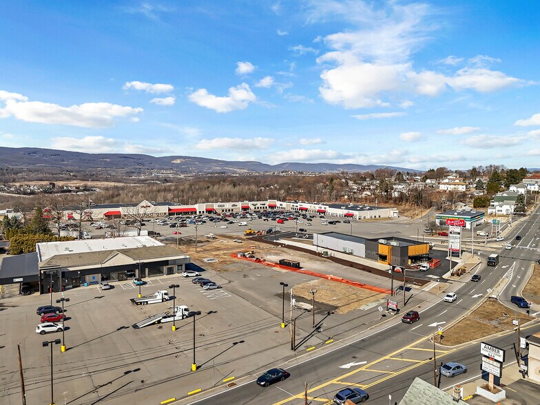 3409 Birney Ave, Moosic, PA for lease - Building Photo - Image 1 of 1