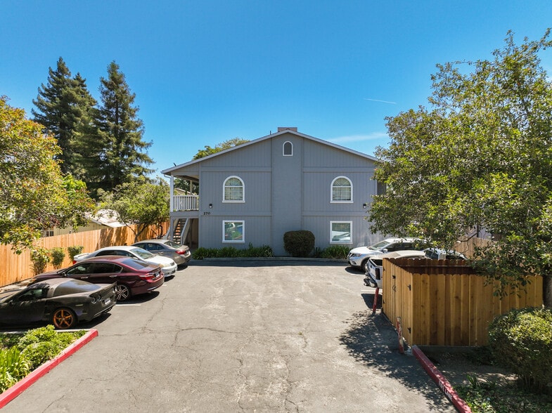 270 Brown St, Napa, CA for sale - Building Photo - Image 2 of 17