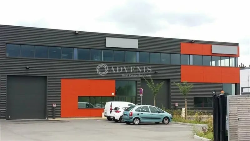 Local d'activités dans Croix à vendre - Photo du bâtiment - Image 1 de 5