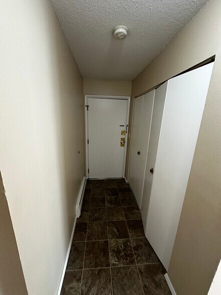 125 20th Ave SW, Cedar Rapids, IA à vendre - Photo du bâtiment - Image 3 de 13