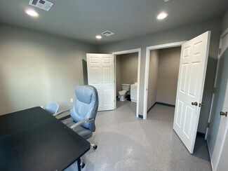 Plus de détails pour 607 S Lake Murray Dr, Ardmore, OK - Flex à vendre