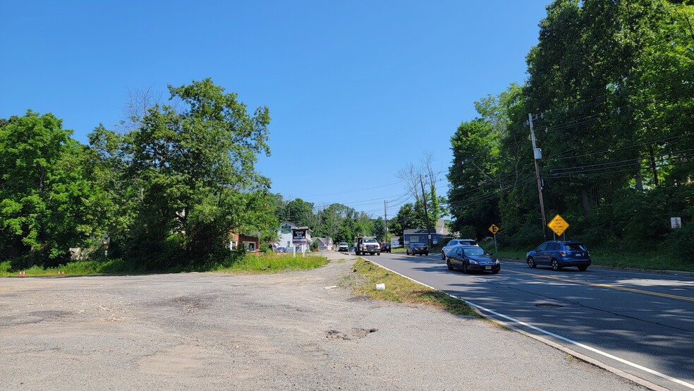 Development Opportunity on Lakeside Blvd portfolio of 3 properties for sale on LoopNet.ca - Building Photo - Image 2 of 10