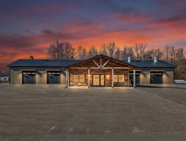 More details for 1834 Outer Hwy 61 hwy, Moscow Mills, MO - Flex for Sale