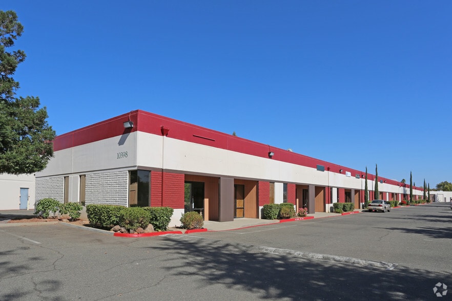 10398 Rockingham Dr, Sacramento, CA for lease - Primary Photo - Image 1 of 10