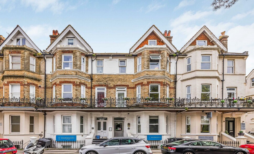 121-123 West Hill Rd, Bournemouth à vendre - Photo du bâtiment - Image 2 de 11