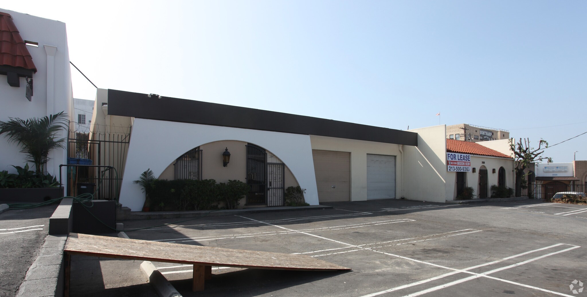 2414-2416 James M Wood Blvd, Los Angeles, CA for sale Primary Photo- Image 1 of 4