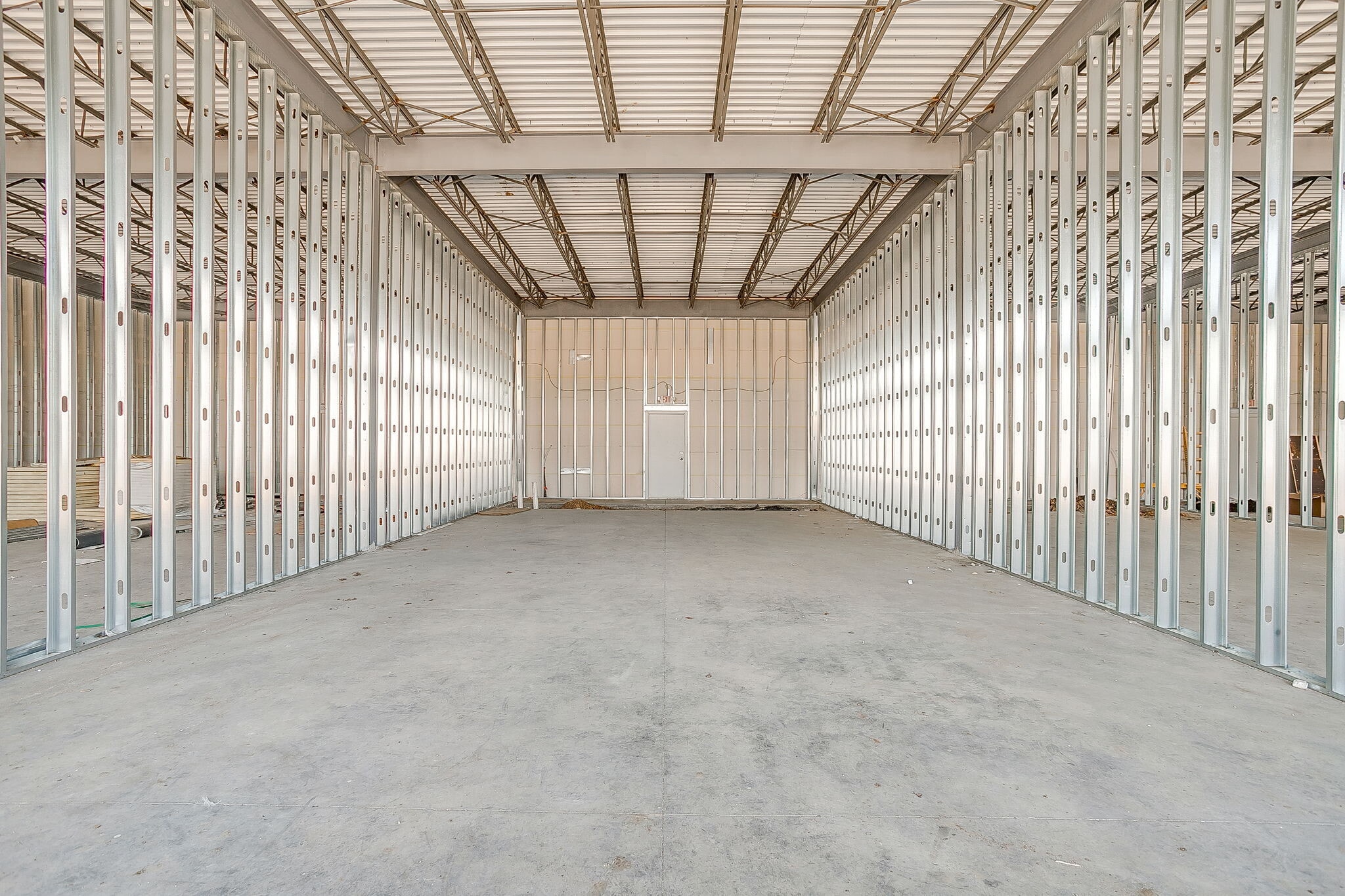 3300 NE 28th St, Fort Worth, TX for lease Building Photo- Image 1 of 3
