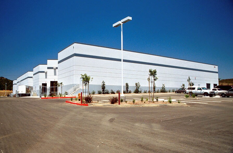 2865 Executive Pl, Escondido, CA à louer - Autre - Image 2 de 10