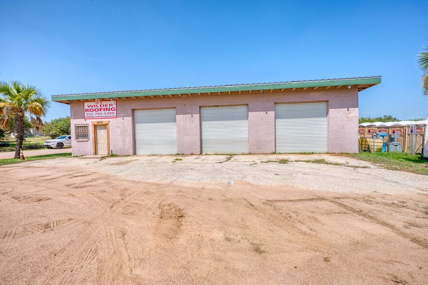 2810 W Highway 1431, Kingsland, TX for sale - Primary Photo - Image 2 of 13