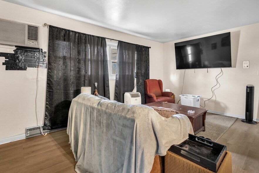 100 E Market St, Piper City, IL à vendre - Photo du bâtiment - Image 3 de 40