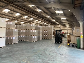 A22, Hailsham for lease Interior Photo- Image 2 of 3