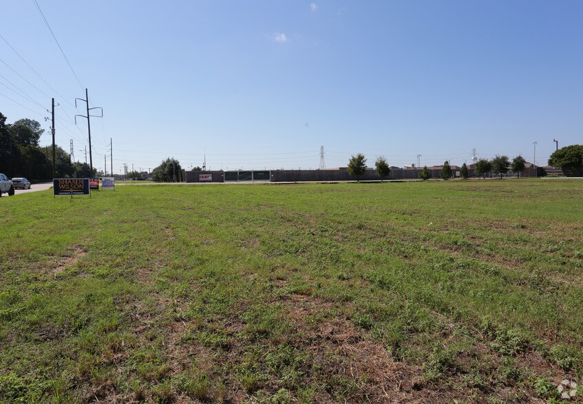 2500 Smith Barry Rd, Pantego, TX à vendre - Photo du bâtiment - Image 3 de 3