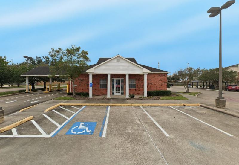 2624 Mchard Rd, Pearland, TX à louer - Photo du bâtiment - Image 2 de 3