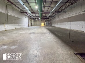 1512 I-35 W, Denton, TX for lease Interior Photo- Image 1 of 10