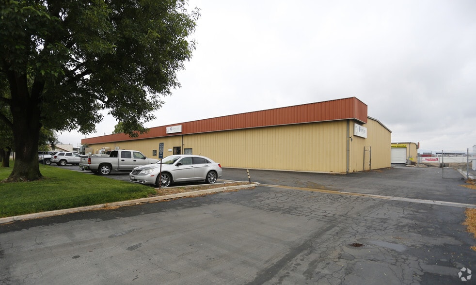 2920 Landco Rd, Bakersfield, CA for lease - Building Photo - Image 2 of 4