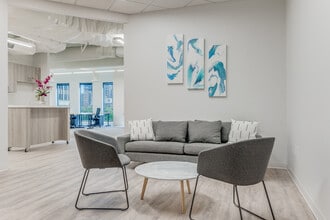 2525 McKinnon St, Dallas, TX for lease Interior Photo- Image 1 of 6