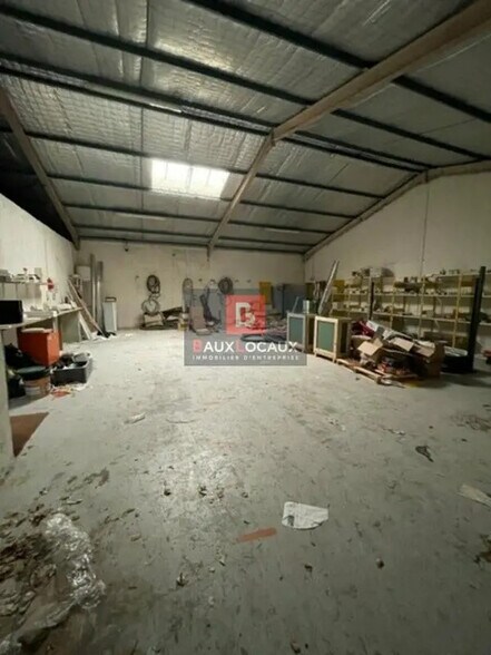 Flex in Sorgues for lease - Interior Photo - Image 2 of 5