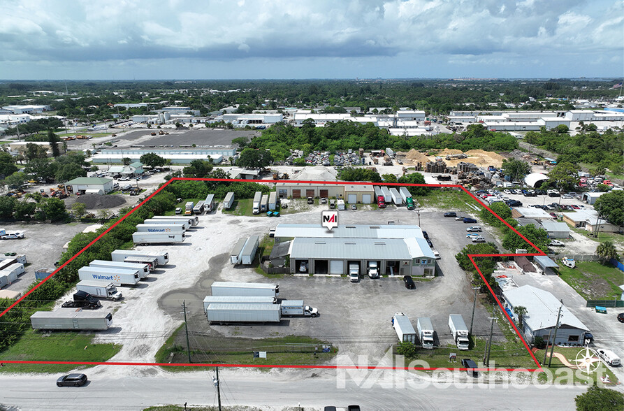 702 S Market Ave, Fort Pierce, FL for sale - Building Photo - Image 1 of 1