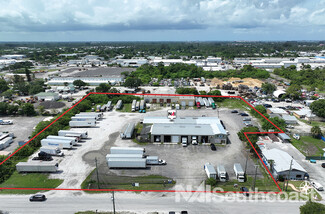 Plus de détails pour 702 S Market Ave, Fort Pierce, FL - Industriel à louer