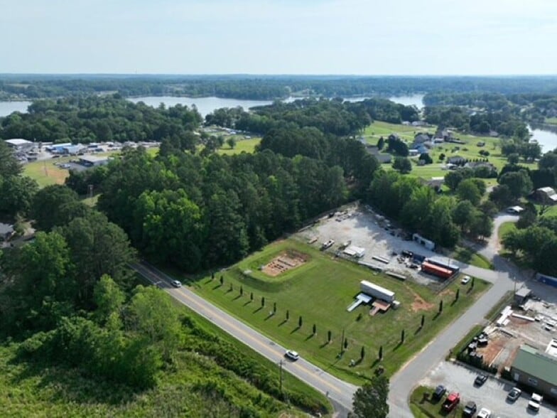 151 Crow Rd, Inman, SC à vendre - Photo principale - Image 1 de 1