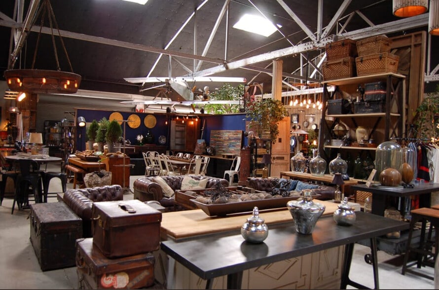 3334 S La Cienega Pl, Los Angeles, CA for lease - Building Photo - Image 2 of 13