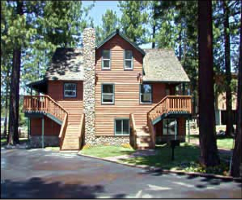 931 Park Ave, South Lake Tahoe, CA à vendre - Photo principale - Image 1 de 1