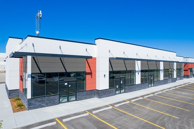 More details for 2255 32nd St NE, Calgary, AB - Retail for Sale