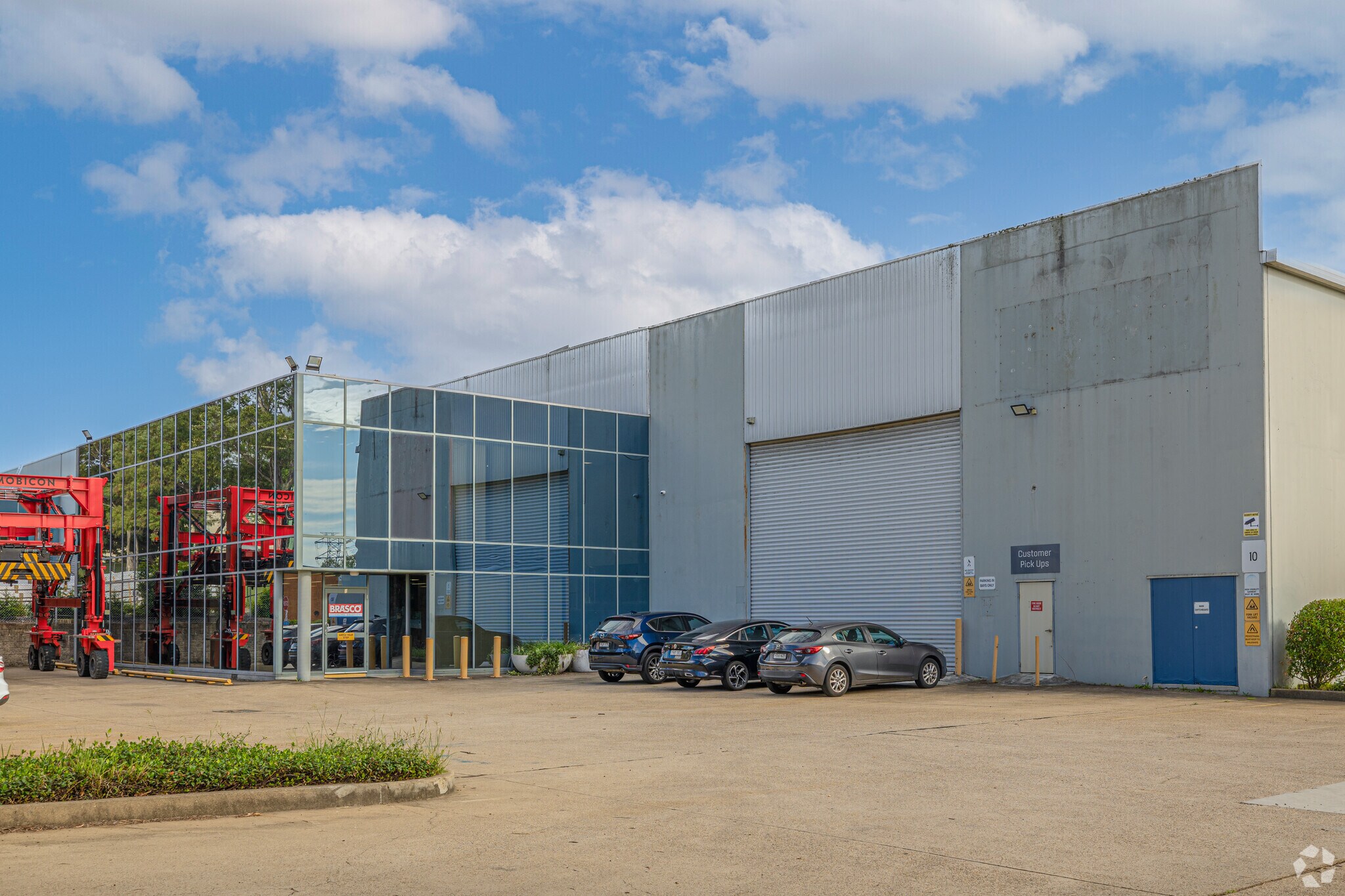 22-24 Redfern St, Wetherill Park for lease Primary Photo- Image 1 of 8