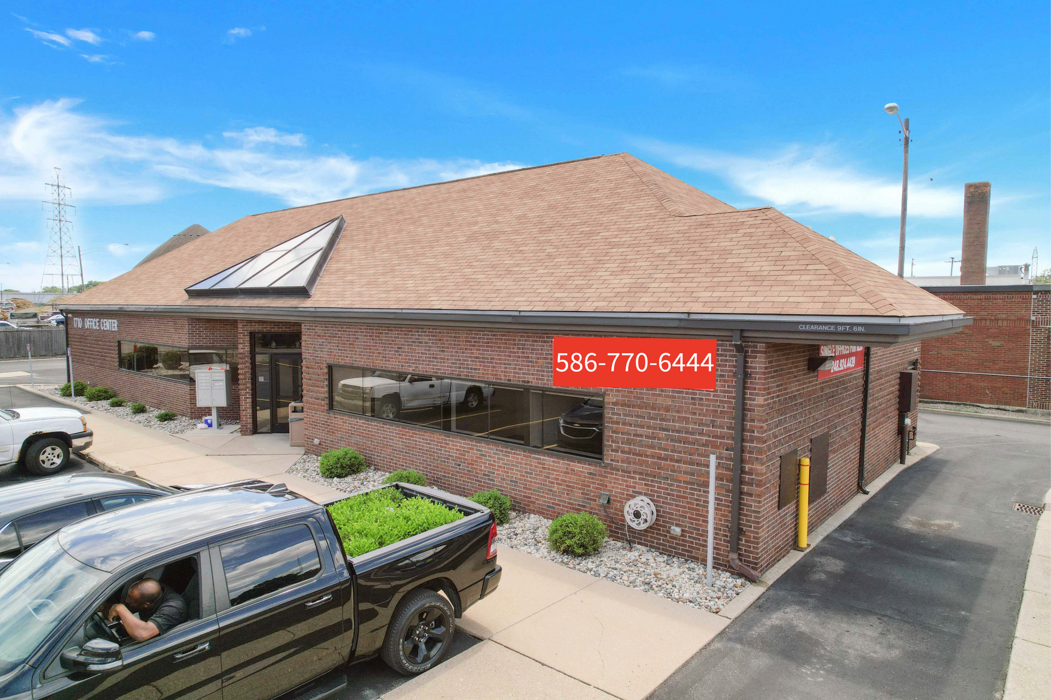 1710 E 12 Mile Rd, Royal Oak, MI for lease Primary Photo- Image 1 of 24