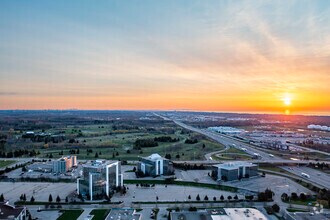 5500 N Service Rd, Burlington, ON - AÉRIEN Vue de la carte - Image1