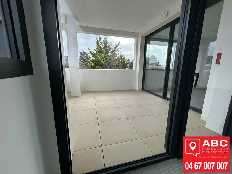 Office in Lattes for lease - Interior Photo - Image 2 of 3