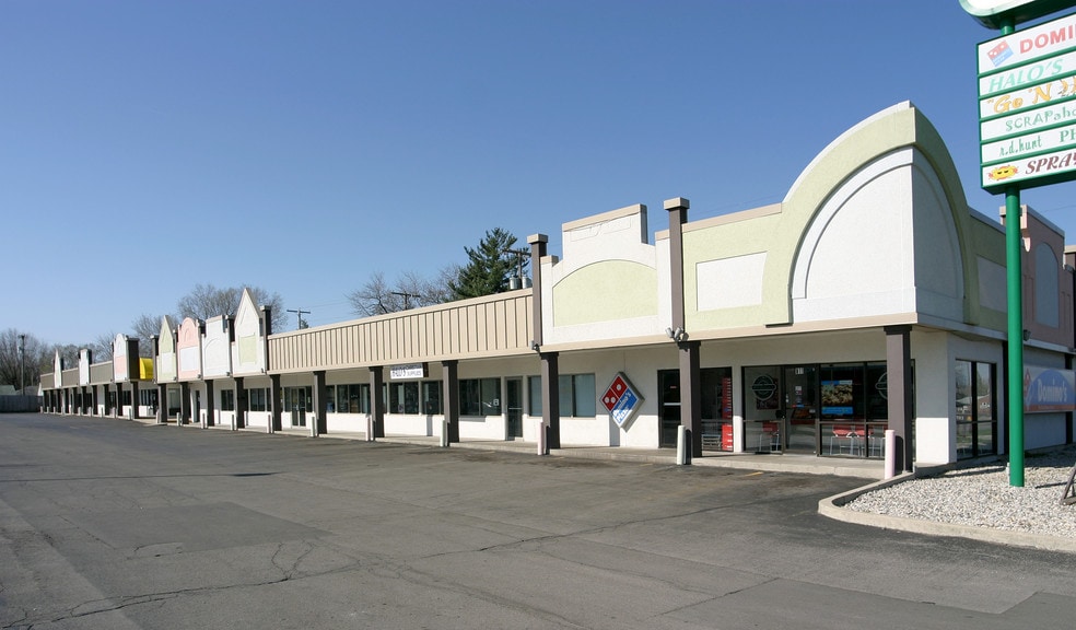 811 W McGalliard Rd, Muncie, IN for sale - Building Photo - Image 2 of 8