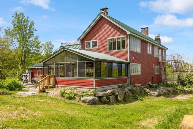 More details for 218 Streeter Woods Rd, Dorchester, NH - Specialty for Sale