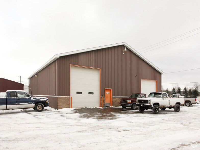 8260 Dexter Chelsea Rd, Dexter, MI à vendre - Photo du bâtiment - Image 2 de 3