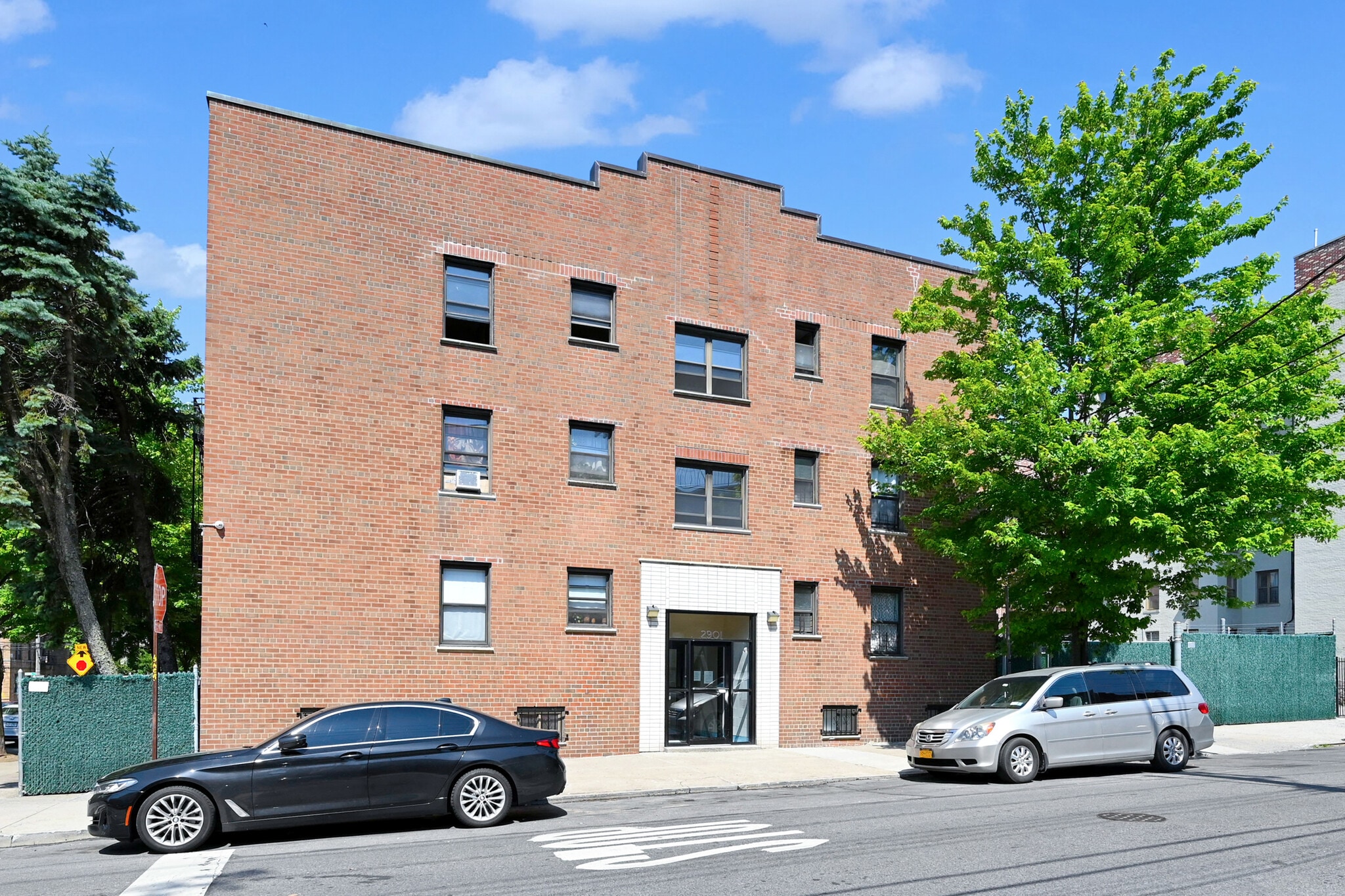 2901 Matthews, Bronx, NY for sale Primary Photo- Image 1 of 31