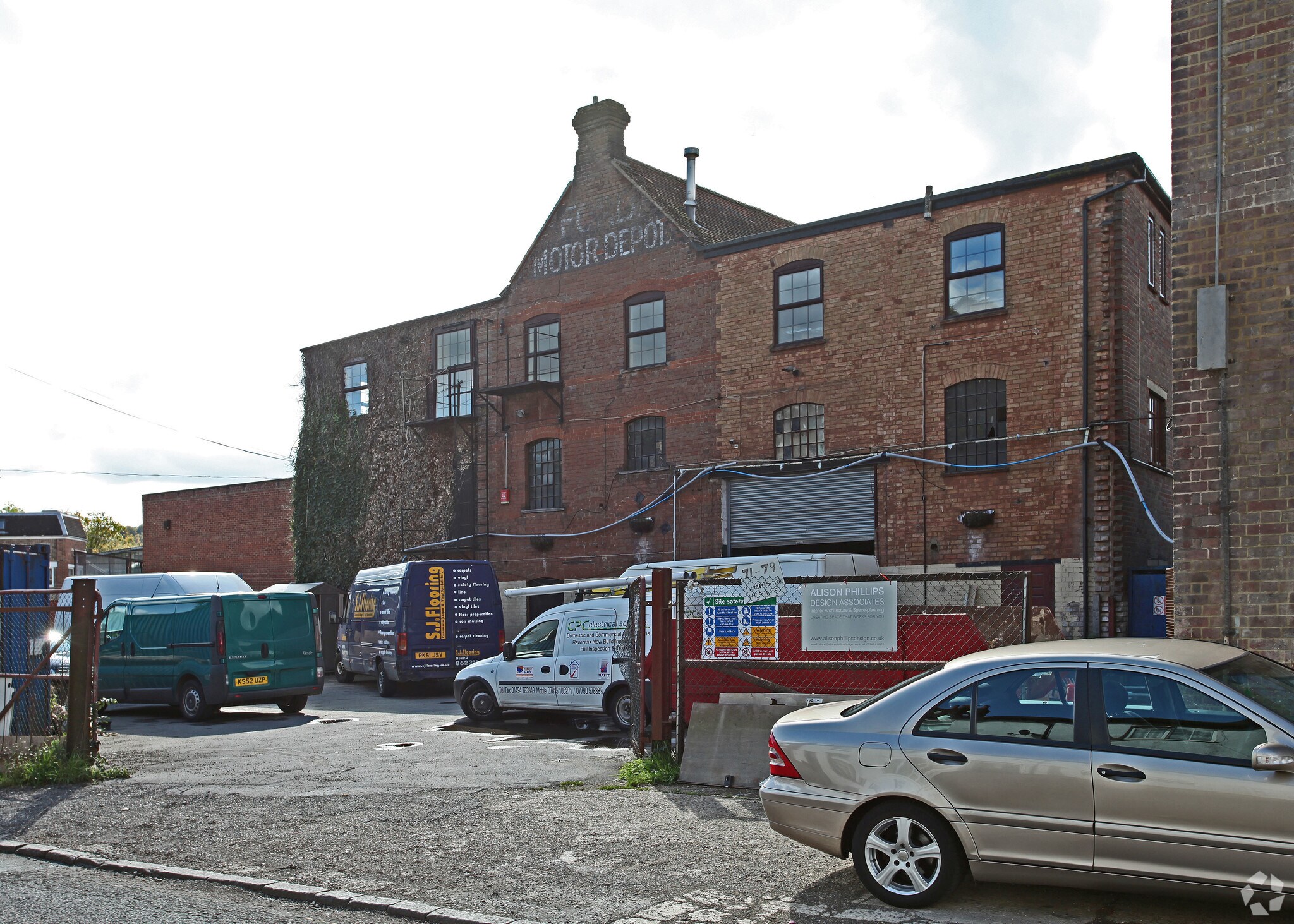 99 Waterside, Chesham à vendre Photo principale- Image 1 de 4